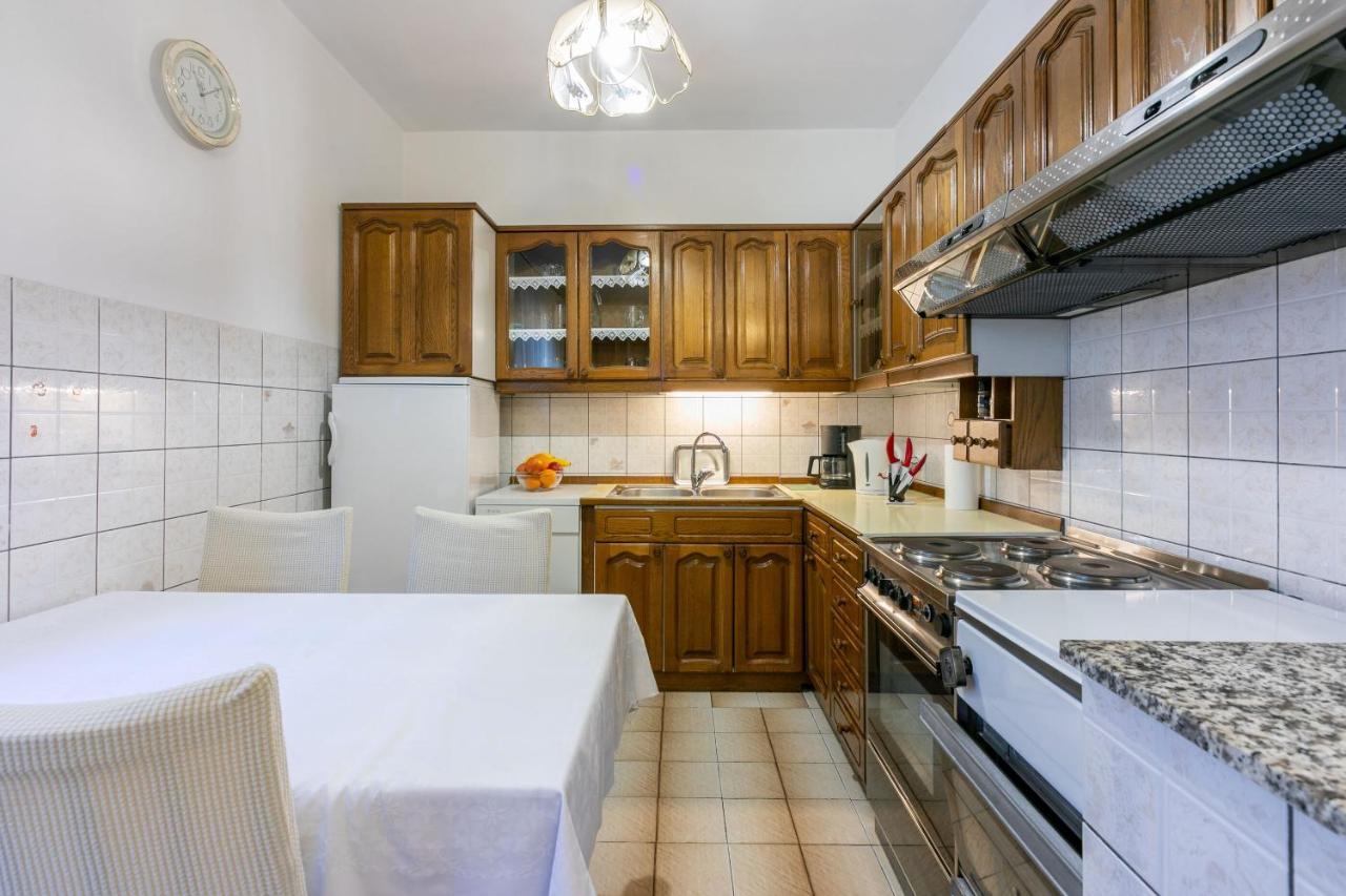 Apartments Mirena Crikvenica Bagian luar foto