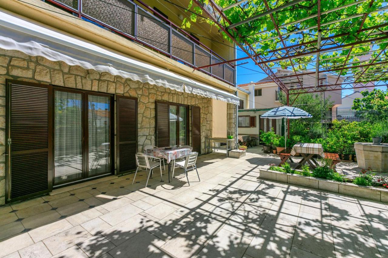 Apartments Mirena Crikvenica Bagian luar foto