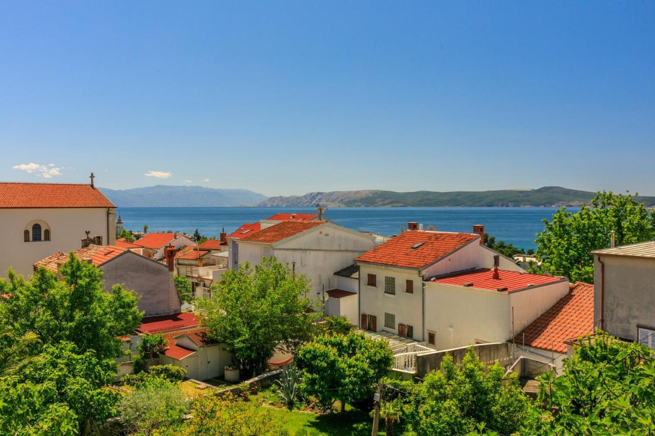 Apartments Mirena Crikvenica Bagian luar foto