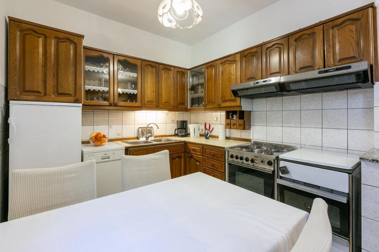 Apartments Mirena Crikvenica Bagian luar foto